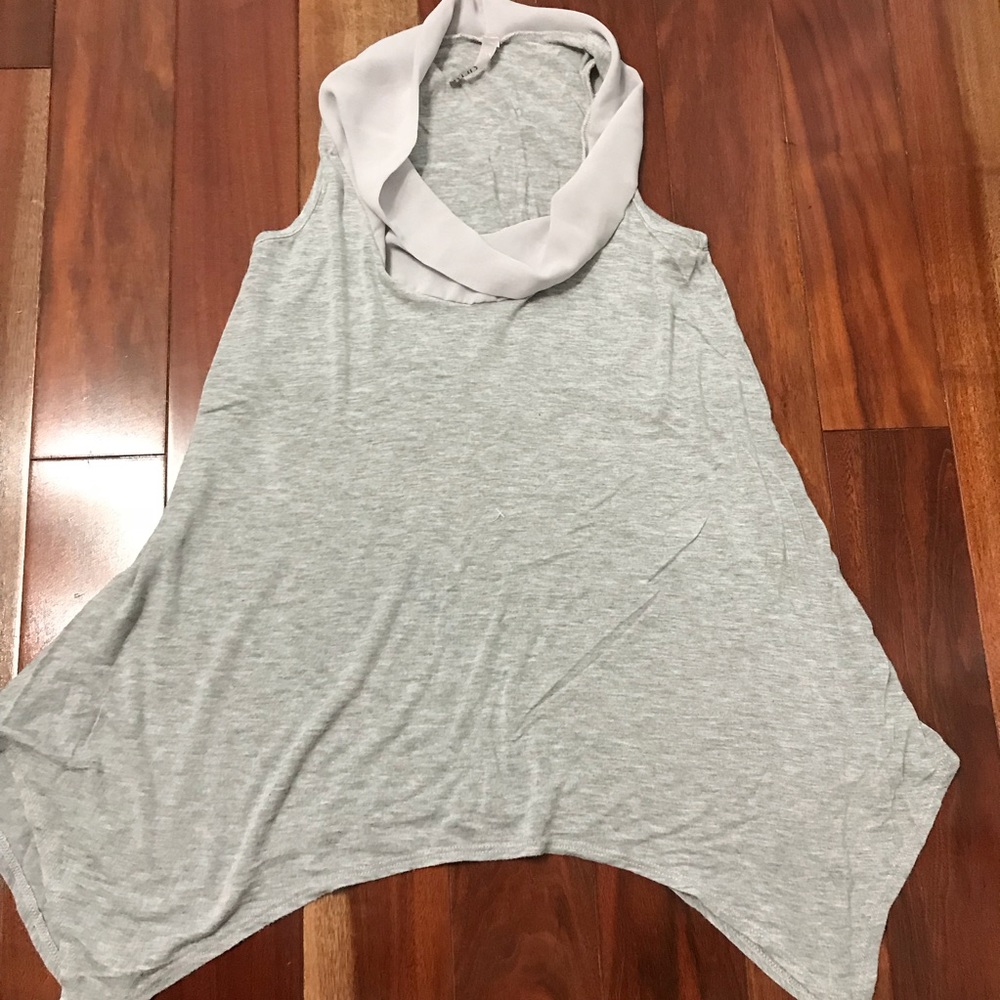 cielo falling neck tank XXS